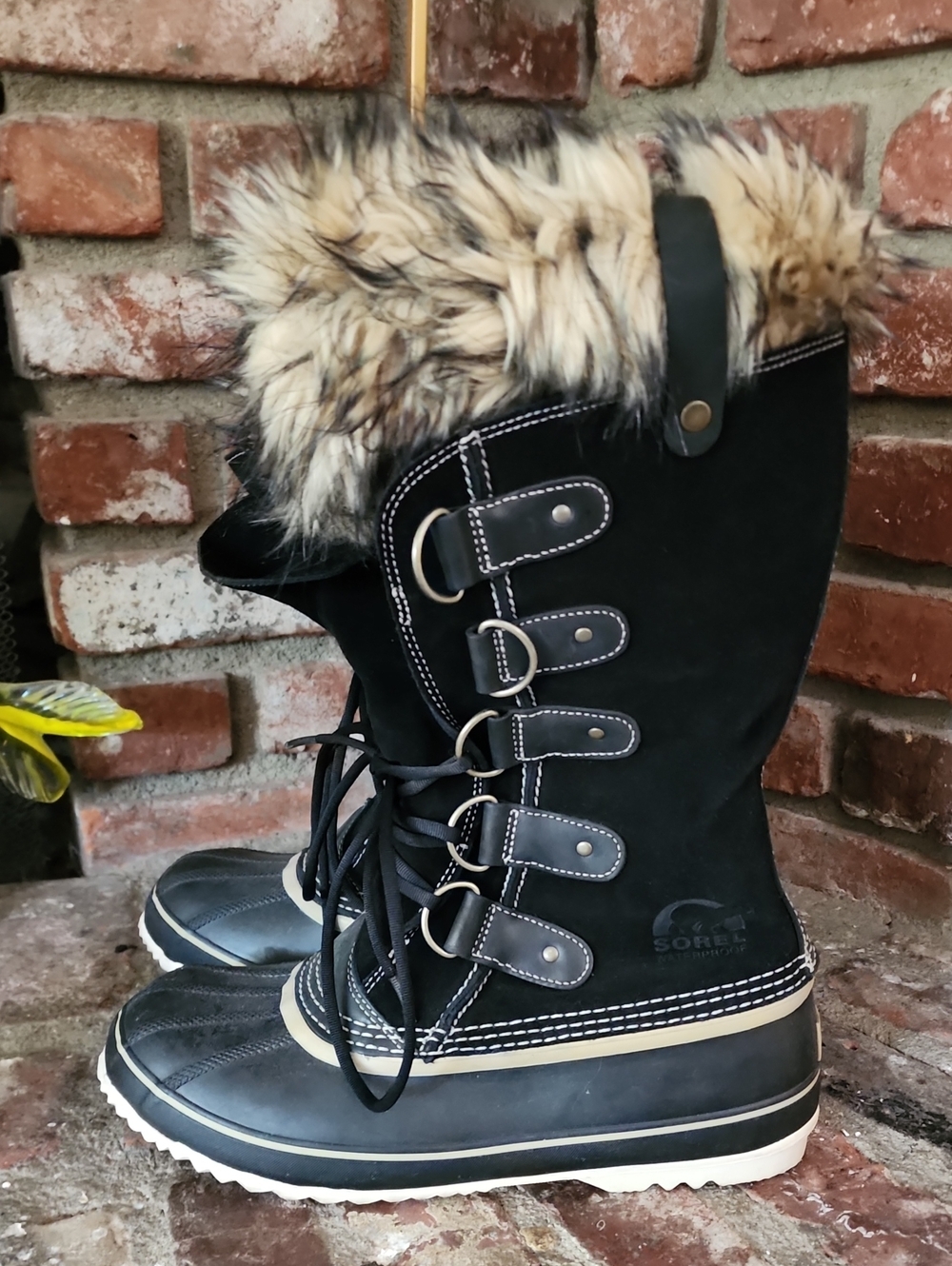 Sorel Waterproof Lace-Up Snow Boots Black Faux Fur Winter Boots